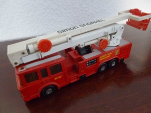Matchbox Drehleiter Feuerwehr Bild 2