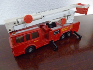 Matchbox Drehleiter Feuerwehr Bild 5