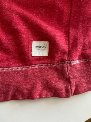 Roter Pulli von wemoto, S  Bild 5