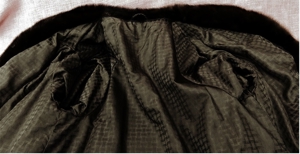 Echter Nerz Pelz-Mantel im kräftigen braunen Farbton - Vom Kürschner - Größe 44 Bild 9