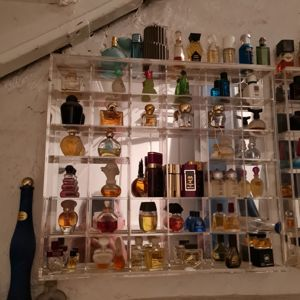 Parfum Miniaturen Sammlung Bild 11