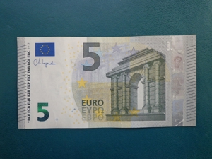 5 Euro Schein mit super Serien-Nr., bankfrisch, neueste Serie, Ch. Lagarde Bild 1