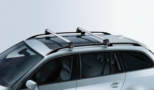 Dachträger aus Alu-Ovalrohr silber mit Nut, original von BMW Bild 1