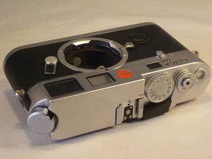 Leica M6 TTL chrom 0,72 unbenutzt, komplett mit Papieren und Originalkarton Bild 9