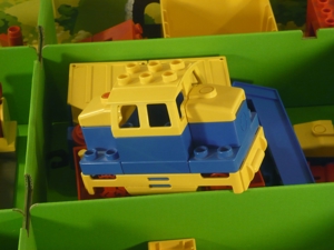 Lego Duplo Eisenbahn #2745 mit Elektro Lok in Originalverpackung neuwertig Bild 4