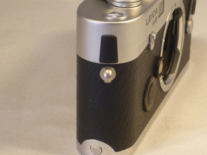 Leica M6 TTL chrom 0,72 unbenutzt, komplett mit Papieren und Originalkarton Bild 4
