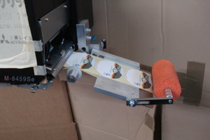 Champignon Beeren Früchte Mais, Universial Etikettiermaschine mit Sato Druckmodul, 400mm Sek Bild 3