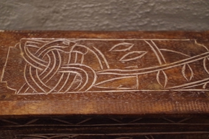 Holz Schatulle Box geschnitzt Kornblume Schlange Handarbeit Antik Bild 2