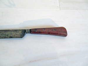 Interessantes altes handgeschmiedetes Messer mit langer Klinge Bild 3