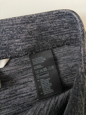 Grauer Bleistiftrock, S Bild 5