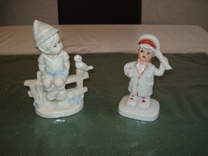2 alte Porzellanfiguren