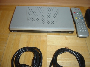 Satelliten Receiver TT micro C201 CX mit Fernbed.und Netzteil.TV Kabel und Eurobuchenkabel wie neu Bild 2