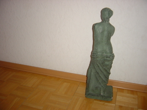 Venus von Milo Frauenfigur Armlose Steinfigur Höhe: 63 cm Bild 3