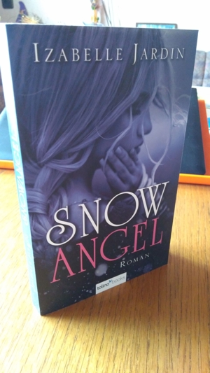 Snow Angel von Izabelle Jardin Bild 3