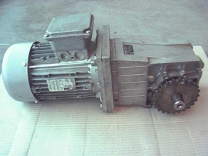 Getriebemotor LENZE 1,5 kW, 82,5 1/min.