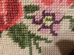 Stickbild gerahmt oval/ Blumenmuster Rosen/ Handarbeit/Gobelin Bild 2