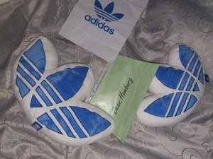 Adidas Kissen Merch Merchandise Deko Trefoil bluebird Originals Bild 3
