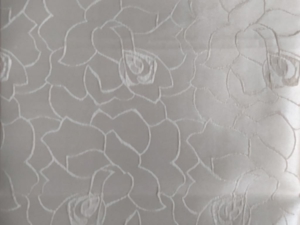 Tischdecke, beige mit besticktem Muster, 162 x 130 cm (unbenutzt) Bild 2
