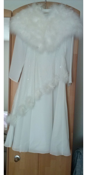 Hochzeit/Festtag/ Kommunion, Zauberhaftes Kleid mit Pelzcape Bild 8