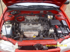 Toyota Corolla Liftback 1.4 XLI ; 16V ; E10 (Unfallfrei) mit vielen Ersatzteilen Bild 7