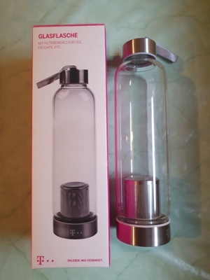 NEU: 550 ml Glasflasche mit Filtereinsatz Telekom 
