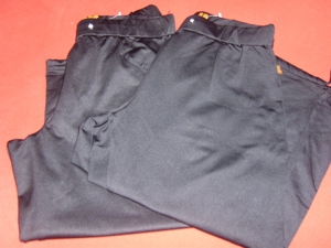 SPORTHOSEN 3/4 -UNGETRAGEN- GRÖSSE S