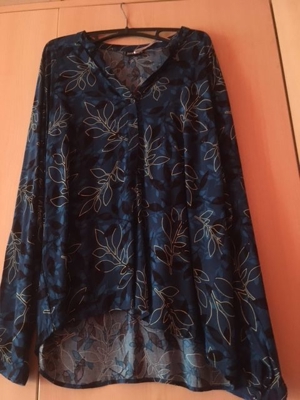 BLUSE MIT KNOPFLEISTE GRÖSSE 42 *NEU*
