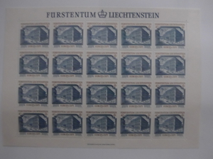Liechtenstein 31 Kleinbögen - postfrisch Bild 5