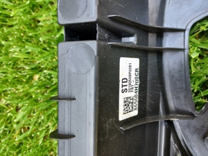 Kühlergrill Hyndai Starex H1 Neu schwarz Bild 6