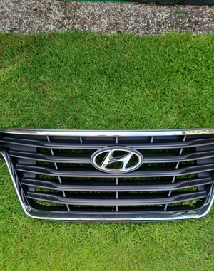 Kühlergrill Hyndai Starex H1 Neu schwarz