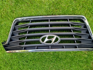 Kühlergrill Hyndai Starex H1 Neu schwarz Bild 2