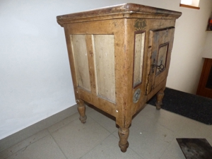 Ur- uralter Hertie-Kühlschrank (ca. 120 Jahre alt) aus Holz Bild 1