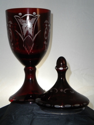 Großer, sehr schöner Egermann Rubinglas Kelch mit Deckel, Handarbeit Bild 3