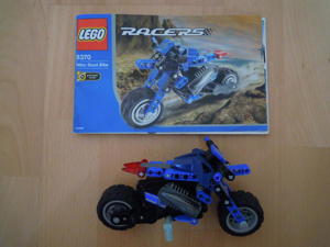 LEGO RACER 8370 und 8371, 2 Motorräder oder 1 Rennauto!