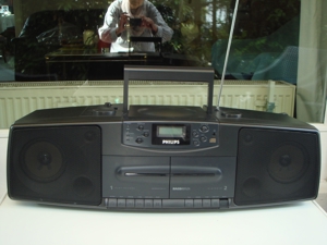 Philips Stereoanlage mit 2 Kassetten Doppeldecks und CD-Player Bild 1