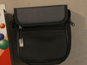Verk. eine Multi- CD - Player Tasche von Heitech für 1 CD Player und für 12 CDs. Bild 2