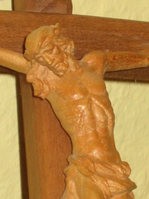 handgeschnitzes Kreuz Bild 3