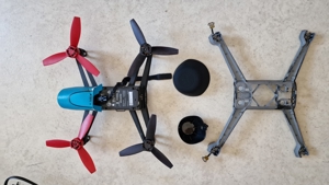 Viele Ersatzteile für Drohnen aus Familie Parrot Bild 14