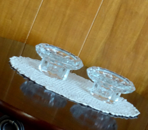 Zwei hübsche Kristallglas Kerzenhalter Bild 3