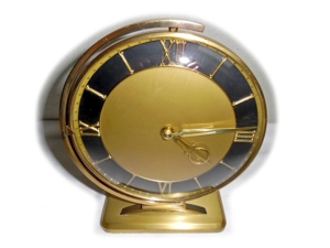 Schöne goldene Tischuhr