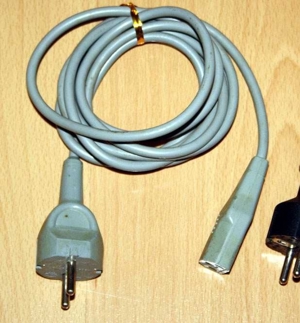 4x Kaltgeräte Kabel 3-polig Netzkabel f. PC - Monitor - Notebook - Projektor usw: Bild 4