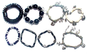 MODESCHMUCK - aus Nachlass - 26 ARMBÄNDER und HALSKETTEN Bild 5
