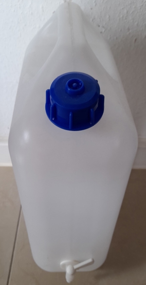 10 Liter Trinkwasser- Kanister, lebensmittelecht, mit Auslaufhahn, Kunststoff, Camping Bild 1