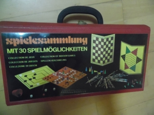 Vintage Spiele Spielesammlung alt 80er Jahre? Bild 1