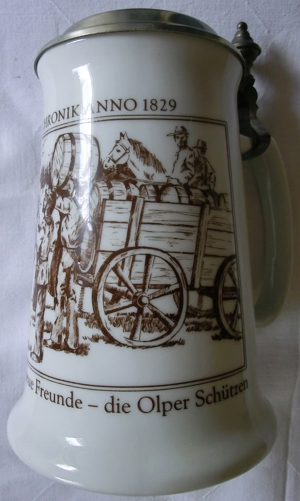 Krombacher Jahreskrug, WMF Biergläser, Diebels Sammelteller Bild 5