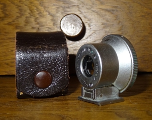 Leitz / Leica Aufstecksucher, Sucher 135 mm, Ledertasche Bild 8