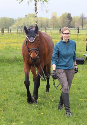 Wer mag mich reiten, mich kuscheln und lieb haben? Unterricht auf Beteiligungsbasis Bild 6