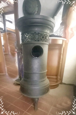 Antiker Ofen Gusseisen Jugendstil Ovaler Kanonenofen TOP Bild 8