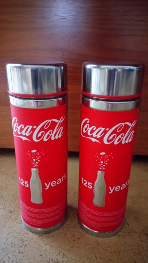 2 Coca-Cola Isolierflaschen 125 Jahre Bild 3