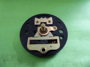 Einkreis-Kontaktplatte Mercedes LKW Blinker & Hupe